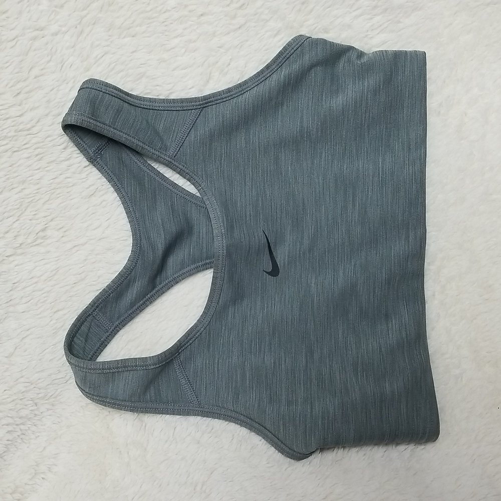 Nike Swoosh Sports Bra